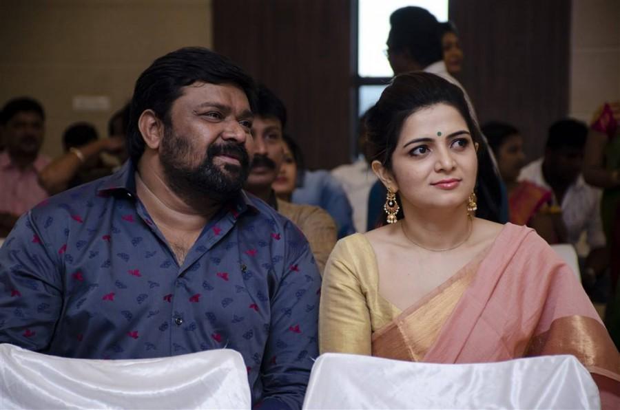 Television anchor Dhivyadharshini and Gopinath Chandran at Rajkumar Periasamy and Jaswini wedding. Rangoon director Rajkumar Periasamy,Rajkumar Periasamy,Rajkumar Periasamy wedding,Rajkumar Periasamy wedding pics,Rajkumar Periasamy wedding images,Rajkumar Periasamy wedding stills,Rajkumar Periasamy weds Jaswini