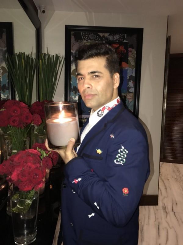 Karan Johar Celebrates His 46th Birthday In New York Photos Images Gallery 89492 Последние твиты от karan johar (@karanjohar). karan johar celebrates his 46th