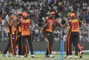 Sunrisers Hyderabad,Kolkata Knight Riders,SRH beat KKR,SRH trash KKR,CSK,Chennai Super Kings