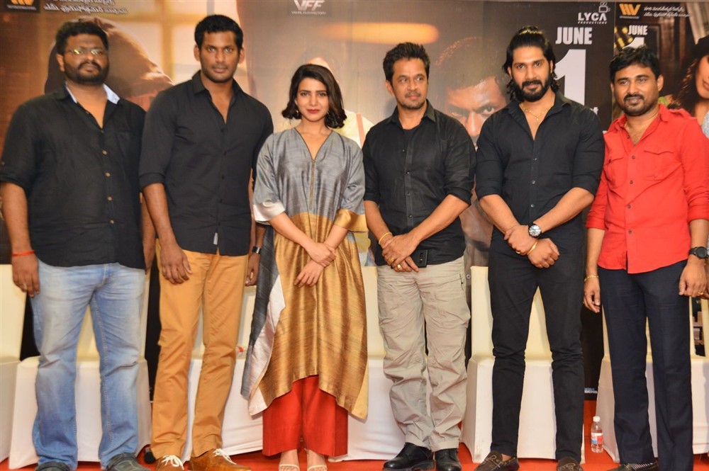 Telugu movie Abhimanyudu Press Meet event held at Hyderabad. Celebs like Vishal, Arjun, Samantha Ruth Prabhu, director PS Mithran, Hari Gujjalapudi, Ramana and others graced at the event. Abhimanyudu is an upcoming Telugu action thriller film, directed by debutant PS Mithran and produced by Vishal under the Vishal Film Factory banner. Starring Vishal, Samantha and Arjun in the lead role, while Delhi Ganesh, Sreeja Ravi, Robo Shankar, Kavithalaya Krishnan, Vincent Asokan, Kaali Venkat, Madhusudhan Rao, Mahanadi Shankar, Vivek Prasanna appears in the supporting role. The film's soundtrack album and background score were composed by Yuvan Shankar Raja. The film is scheduled for a worldwide release on June 1, 2018. Vishal,Arjun,Samantha,PS Mithran,Ramana,Hari Gujjalapudi,Abhimanyudu press meet,Abhimanyudu press meet pics,Abhimanyudu press meet images,Abhimanyudu press meet stills,Abhimanyudu press meet photos