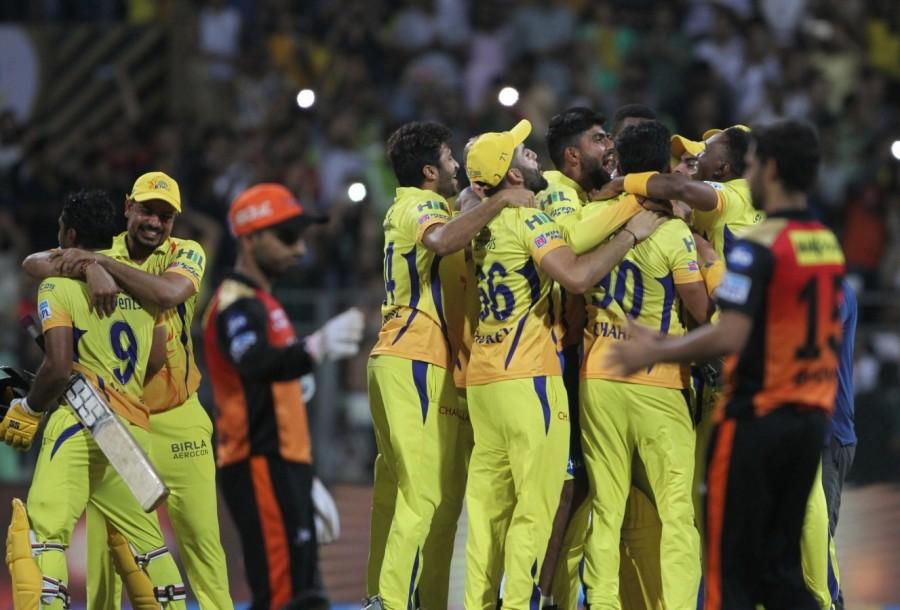Brief Scores: Sunrisers Hyderabad 178/6 (Kane Williamson 47, Yusuf Pathan 45 not out; Lungi Ngidi 1/26) vs Chennai Super Kings: 181/2 (Shane Watson 117 not out; Carlos Brathwaite 1/27). Shane Watson,Shane Watson ton,Shane Watson 100,CSK,CSK beats SRH,Chennai Super Kings,IPL 2018 final pics,IPL 2018 final images,IPL 2018 final stills,IPL 2018 final pictures