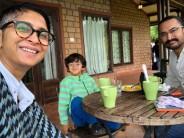 Superstar Aamir Khan, who is celebrating 30 years in Bollywood with his debut film Qayamat Se Qayamat Tak clocking 30 years, celebrated the birthday of his debut director Mansoor Khan. The actor took to Twitter to share pictures from the intimate celebration. Attending the celebration with his wife Kiran Rao and son Azad, Aamir Khan had a joyous reunion with his first ever director for a film. Recently the director-actor came together at the special screening of Qayamat Se Qayamat Tak marking the 30 years of the film. Qayamat Se Qayamat Tak released on 29th April 1988 gave Bollywood one of the finest actors of the Indian Film Industry's history. The film not only turned out to be a super hit at the box office, but also one of the most loved films of the times.