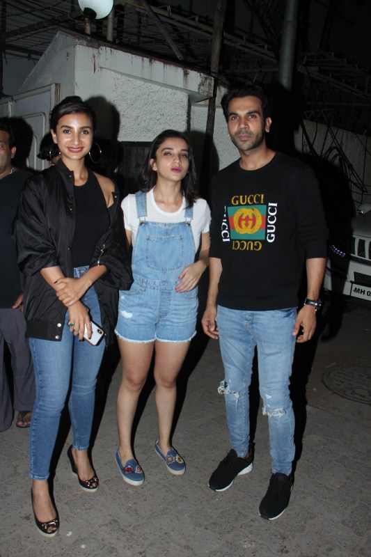 Rajkummar Rao and Patralekha pose together as they arrive at Bhavesh Joshi Superhero special screening in Mumbai. Sonam K Ahuja,Yami Gautam,Janhvi Kapoor,Khushi Kapoor,Kriti Kharbanda,Nawazuddin Siddiqui,Anil Kapoor,Harshvardhan Kapoor,Bhavesh Joshi Superhero special screening,Bhavesh Joshi Superhero,Bhavesh Joshi Superhero special screening pics,Bhavesh Joshi Superh