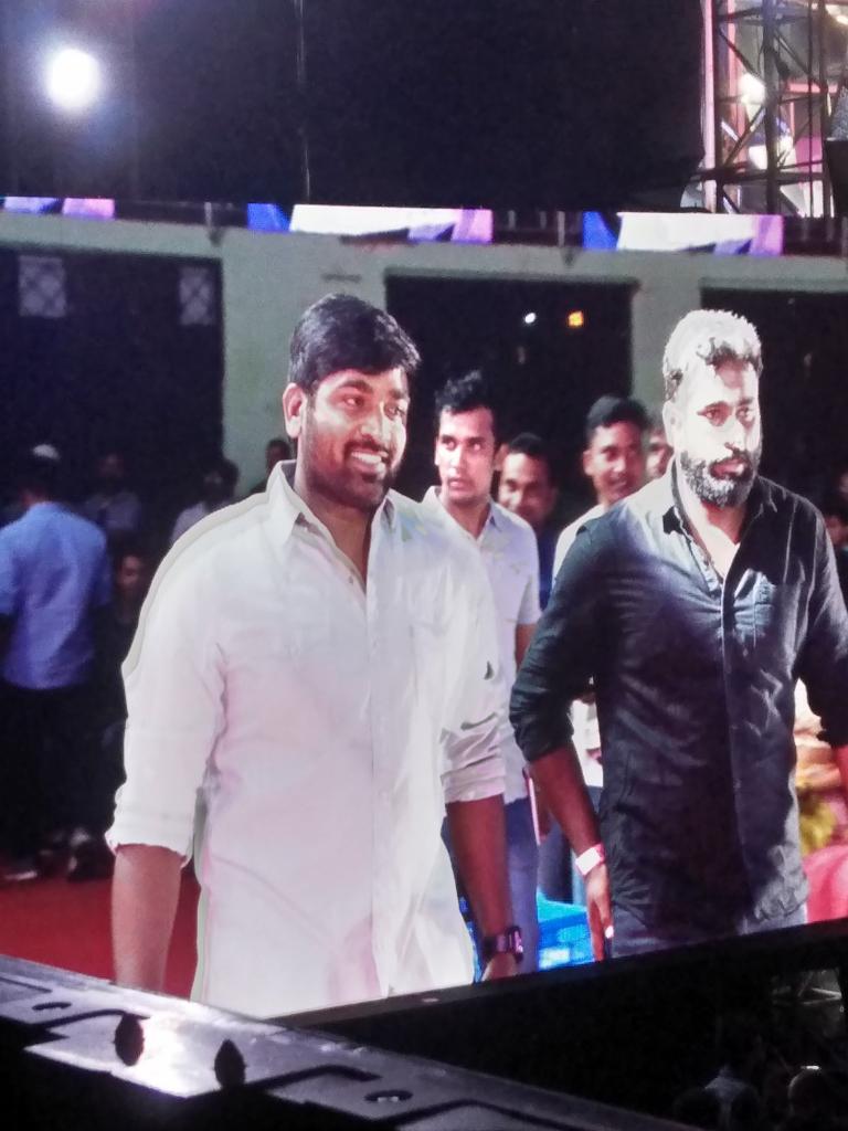 Makkal Selvan Vijay Sethupathi won the best actor for Vikram Vedha movie. Nayanthara,Dhanush,Atlee,Anirudh Ravichander,Vijay awards,Vijay awards 2018,Vijay awards pics,Vijay awards images,Vijay awards stills