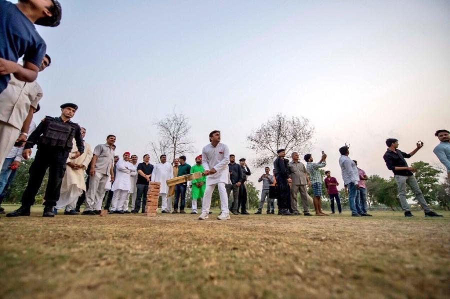 He is likely to shift to the Ansal's township at Shaheed Path, where two expensive villas are being merged to accommodate his office and residence, an official said. Akhilesh Yadav,CM Akhilesh Yadav,Former CM Akhilesh Yadav,Akhilesh Yadav cycling,Akhilesh Yadav plays cricket,Akhilesh Yadav playing cricket,Akhilesh Yadav in Lucknow