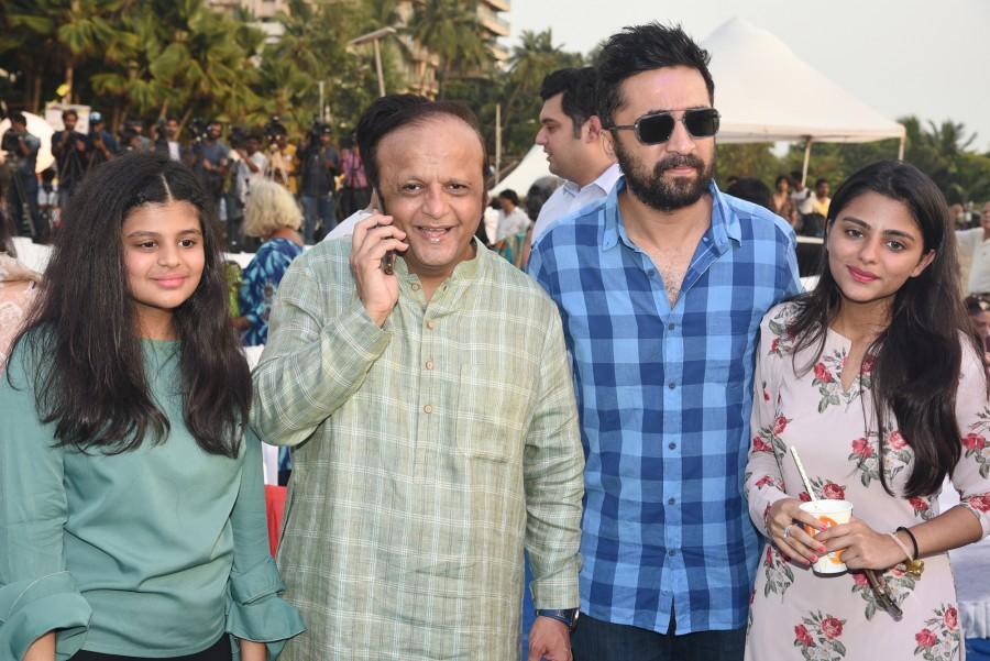 Sanya Bhamla, Asif Bhamla, Siddhanth Kapoor and Saher Bhamla at Bhamla Foundation's World Environment Day celebrations at Carter Road. Asif Bhamla,Meraj Husain,Aaditya Thackeray,Siddhanth Kapoor,Daboo Malik,Shaan,Shiamak Davar,Armaan Malik,Rahul Kanal,philanthropist Dr Aneel Kashi Murarka