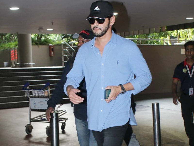 After receiving an overwhelming response to his latest Telugu film "Bharat Ane Nenu", the actor spent some quality time with his family outside India. Mahesh Babu,prince Mahesh Babu,Superstar Mahesh Babu,Mahesh Babu moustache,Mahesh Babu with beard,Mahesh Babu beard look,Mahesh Babu moustache look,Mahesh Babu new look,Mahesh Babu pics,Mahesh Babu images