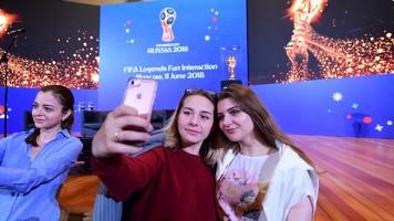 FIFA World Cup,FIFA World Cup 2018,FIFA Legends Fan,FIFA Fans,Fans take selfies,Fans take selfies with FIFA World Cup,FIFA World Cup pics,FIFA World Cup images,FIFA World Cup stills,FIFA World Cup pictures