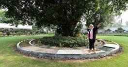 Prime Minister Narendra Modi on Wednesday nominated Karnataka Chief Minister H.D. Kumaraswamy and table tennis player Manika Batra for the 'Fitness Challenge', as part of 'Hum Fit Toh India Fit' campaign. The Prime Minister also nominated entire fraternity of brave IPS officers, especially those above 40 years to take up the fitness challenge. Prime Minister Modi took to his Twitter handle to announce the decision, where he tweeted, "I am delighted to nominate the following for the #FitnessChallenge: Karnataka's CM Shri @hd_kumaraswamy. India's pride and among the highest medal winners for India in the 2018 CWG, @manikabatra_TT. The entire fraternity of brave IPS officers, especially those above 40."