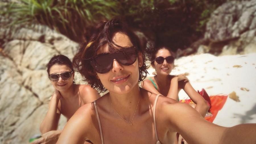Mandana Karimi soaring the temperature with topless pics on the beach Mandana Karimi,Mandana Karimi topless,Mandana Karimi topless pics,Mandana Karimi topless images,Mandana Karimi topless stills,Mandana Karimi bikini,Mandana Karimi bikini pics,Mandana Karimi bikini images,Mandana Karimi bikini stills