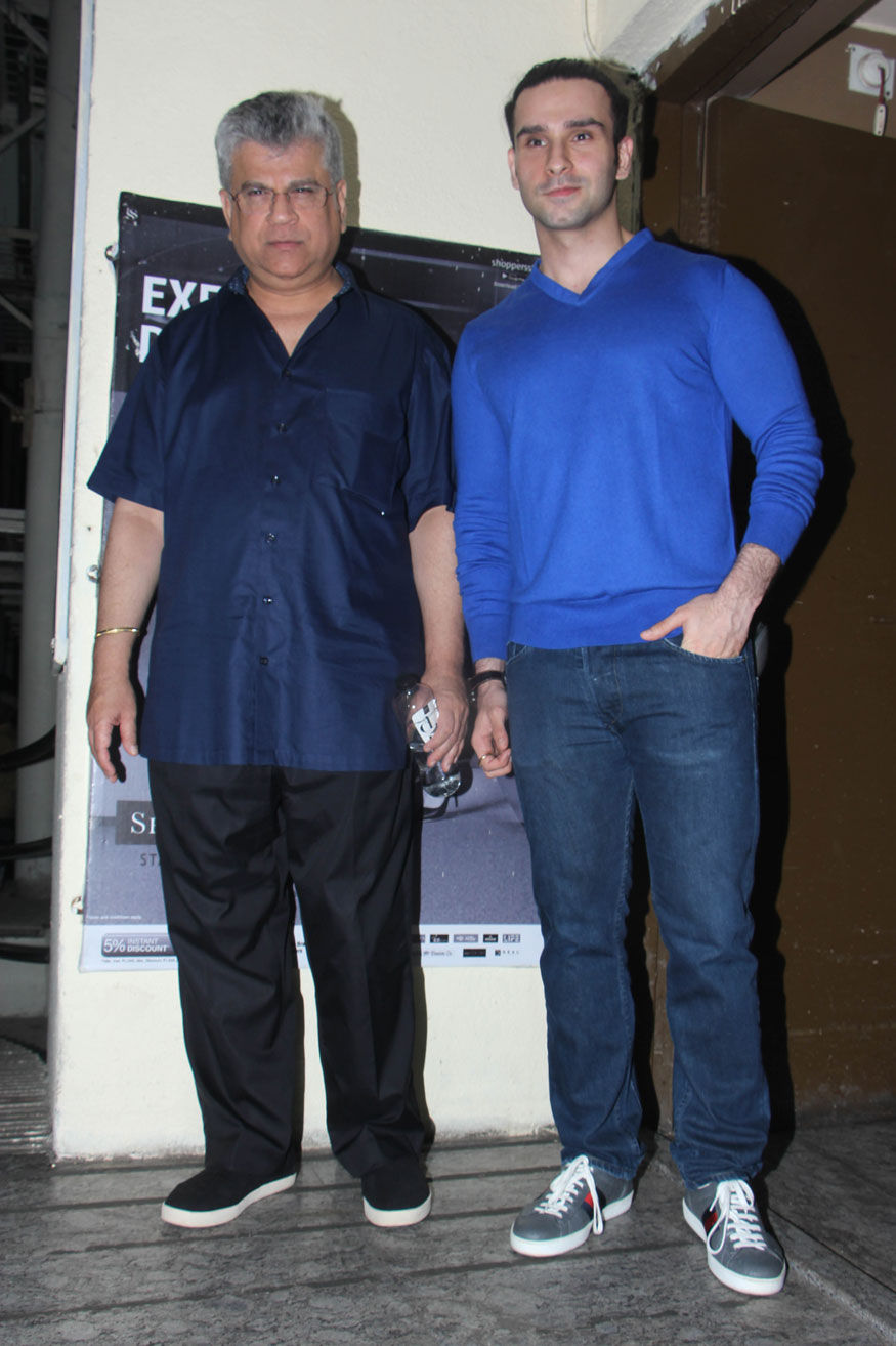 Kumar Taurani and Girish Kumar at special screening of 'Race 3' in Mumbai. MS Dhoni,Sakshi Dhoni,Salman Khan,Jacqueline Fernandez,Daisy Shah,Seema Khan,Sajid Nadiadwala,Remo D'Souza,Anil Kapoor,Arhaan Khan,Race 3,Race 3 special screening,Race 3 special screening pics,Race 3 special screening images