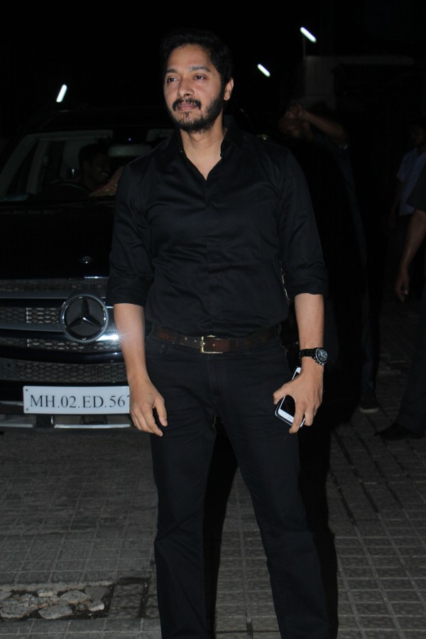 Shreyas Talpade poses for the cameras during Race 3 special screening in Mumbai. Ajay Devgn,Sonakshi Sinha,Tabu,Iulia Vantur,Salman Khan,Race 3,Race 3 special screening,celebs at Race 3 special screening,Race 3 special screening pics,Race 3 special screening images,Race 3 special screening stills,Race 3 special screening pictures