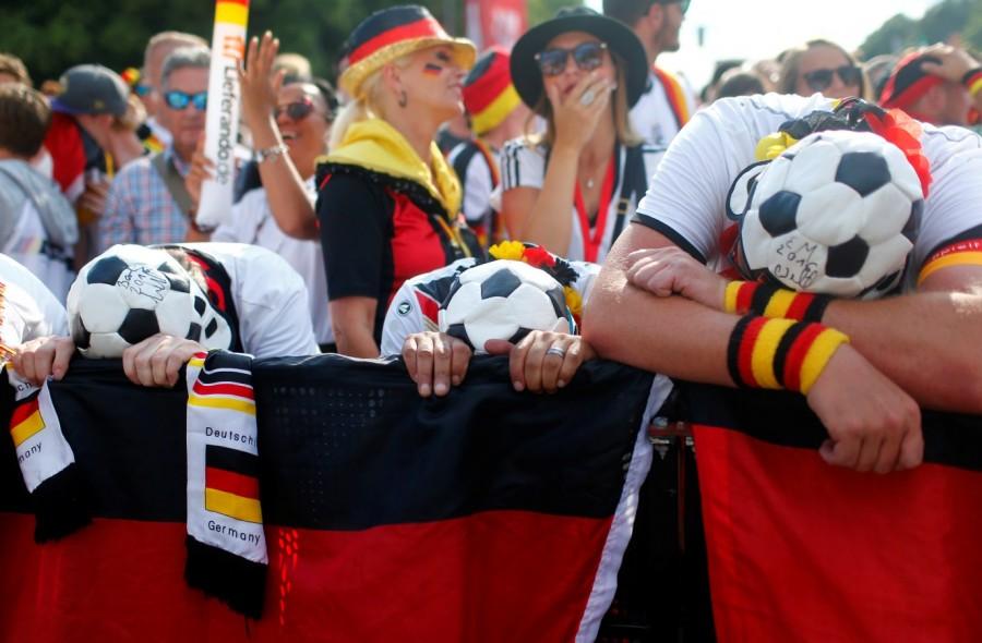 Germany fans during the match at Brandenburg Gate. FIFA World Cup 2018,FIFA World Cup,2018 FIFA World Cup,Germany fans,germany football team,Germany and Mexico,Mexico