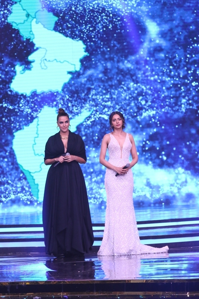 Actresses Neha Dhupia and Rakul Preet at the Grand finale of Miss India 2018 in Mumbai on June 19, 2018. Kareena Kapoor Khan,Madhuri Dixit Nene,Jacqueline Fernandez,Manushi Chillar,Neha Dhupia,Rakul Preet,Miss India 2018 Finale,Miss India 2018 Finale pics,Miss India 2018 Finale images,Miss India 2018 Finale stills,Miss India 2018 Finale pictures
