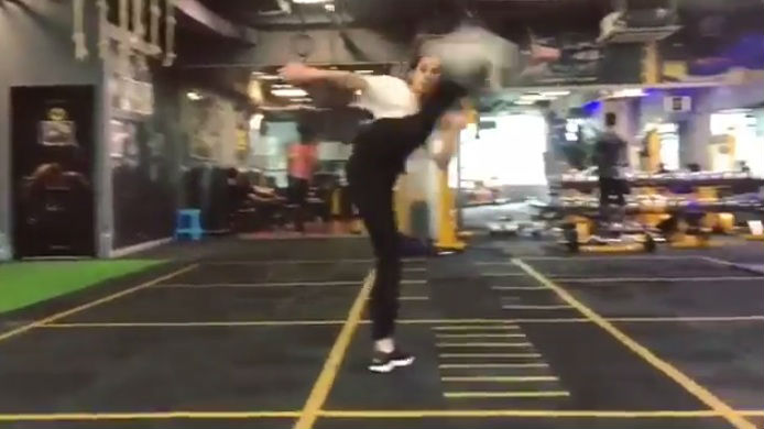 Disha Patani is amongst one of the most rapidly growingly celebrities on Instagram and enjoys the fanbase of millions. Disha Patani,actress Disha Patani,Disha Patani workout,Disha Patani hot,Disha Patani jaw-dropping action,Disha Patani jaw-dropping pics,Disha Patani jaw-dropping images,Disha Patani jaw-dropping stills