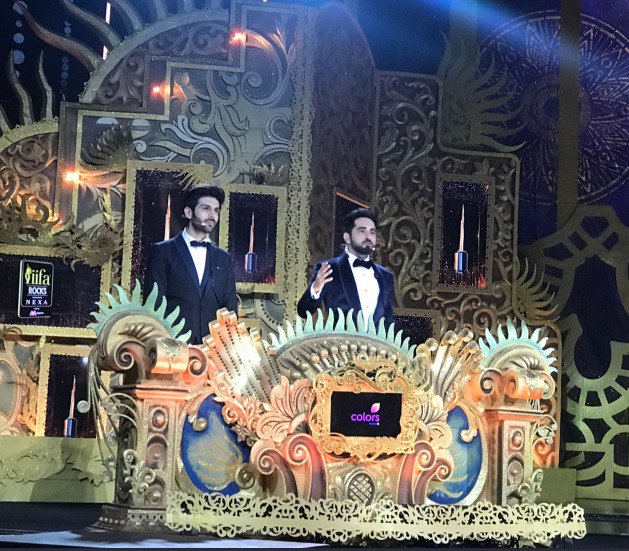 The event was hosted by actors Ayushmann Khurrana and Kartik Aaryan, who kept the audience entertained with their quirky one liners like "Garbari sabse hoti hai, Trump ko dekhlo (everyone makes a mistake, look at Trump)." Radhika Apte,Diana Penty,Varun Dhawan,Karan Johar,Shraddha Kapoor,Arjun Kapoor,IIFA Rocks 2018,IIFA Rocks,IIFA Rocks pics,IIFA Rocks images,IIFA Rocks stills,IIFA Rocks pictures,IIFA Rocks photos
