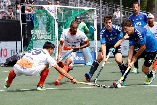 India defeated Argentina 2-1 to register their second consecutive victory in the Champions Trophy hockey tournament here on Sunday. Harmanpreet Singh gave India the lead off a penalty corner in the 17th minute before Mandeep Singh (28th minute) doubled the advantage with a field goal. Gonzalo Peillat powered home a penalty in the 30th minute to reduce the margin for Argentina. Coming into their second round robin match after comfortable wins on the opening day, both teams played out an exciting first quarter. Argentina stretched the Indian defence early on as they made potential frays into the striking circle. A stick check by Jarmanpreet Singh while tackling Matias Paredes in the striking circle saw India concede a penalty corner.