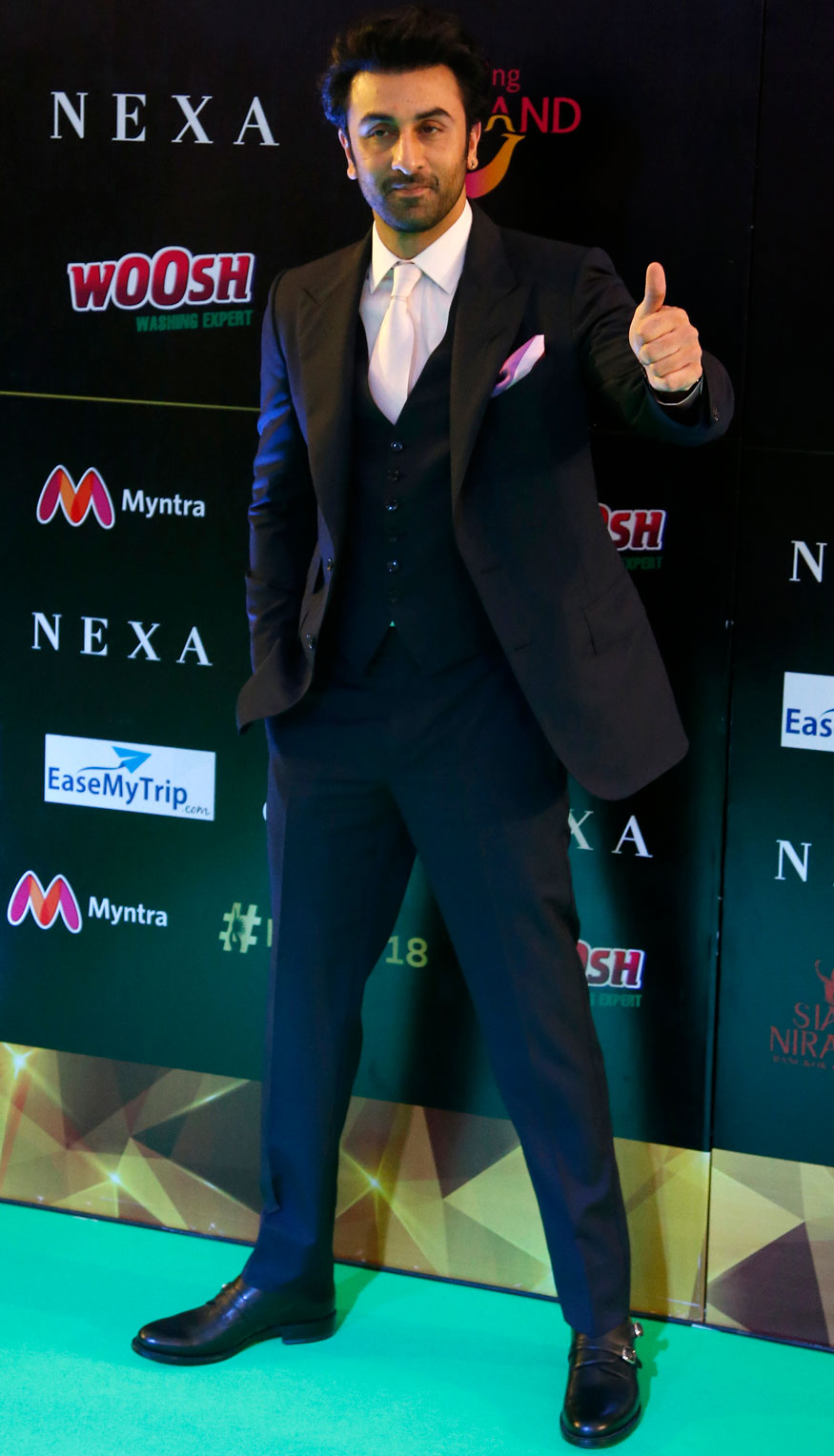 Ranbir Kapoor IIFA Awards 2018,IIFA Awards,Arjun Kapoor,Kriti Sanon,Radhika Apte,Shraddha Kapoor,Rekha,Nawazuddin Siddiqui,Rahul Bose,celebs at IIFA Awards 2018,IIFA Awards 2018 pics,IIFA Awards 2018 images,IIFA Awards 2018 stills,IIFA Awards 2018 pictures,IIFA Awards