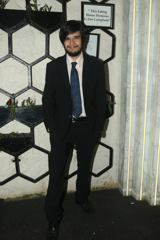 Vivaan Shah arrives for the Shweta Tripathi and Chaitanya Sharma pre-wedding bash in Mumbai. Shweta Tripathi and Chaitanya Sharma,Shweta Tripathi and Chaitanya Sharma wedding,Shweta Tripathi wedding,Chaitanya Sharma wedding,Kiran Rao,Guneet Monga,Akarsh Khurana,Neeraj Ghaywan,Sumeet Vyas,Shikha Talsania,Anand Tiwari,Vivaan Shah