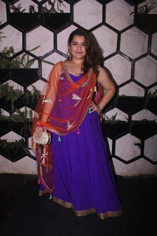 Shikha Talsania arrives for the Shweta Tripathi and Chaitanya Sharma pre-wedding bash in Mumbai. Shweta Tripathi and Chaitanya Sharma,Shweta Tripathi and Chaitanya Sharma wedding,Shweta Tripathi wedding,Chaitanya Sharma wedding,Kiran Rao,Guneet Monga,Akarsh Khurana,Neeraj Ghaywan,Sumeet Vyas,Shikha Talsania,Anand Tiwari,Vivaan Shah