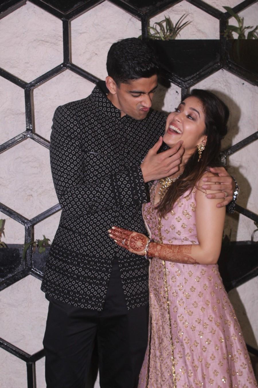 The pre-wedding bash saw both Shweta and Cheeta’s friends and colleagues from the industry in attendance. Amongst those who attended the couple’s celebration were directors Kiran Rao, Guneet Monga, Akarsh Khurana and Neeraj Ghaywan. Soon after Sumeet Vyas, Shikha Talsania, Anand Tiwari, Vivaan Shah, Angira Dhar, Rasika Dugal, Shriya Pilgaokar, Mallika Dua, Sapna Pabbi and Jasleen Royal too were seen at the party joining the couple for the celebration. Shweta Tripathi-Chaitanya Sharma wedding,Shweta Tripathi-Chaitanya Sharma marriage,Shweta Tripathi,Shweta Tripathi wedding,Shweta Tripathi marriage,Shweta Tripathi in pink dress