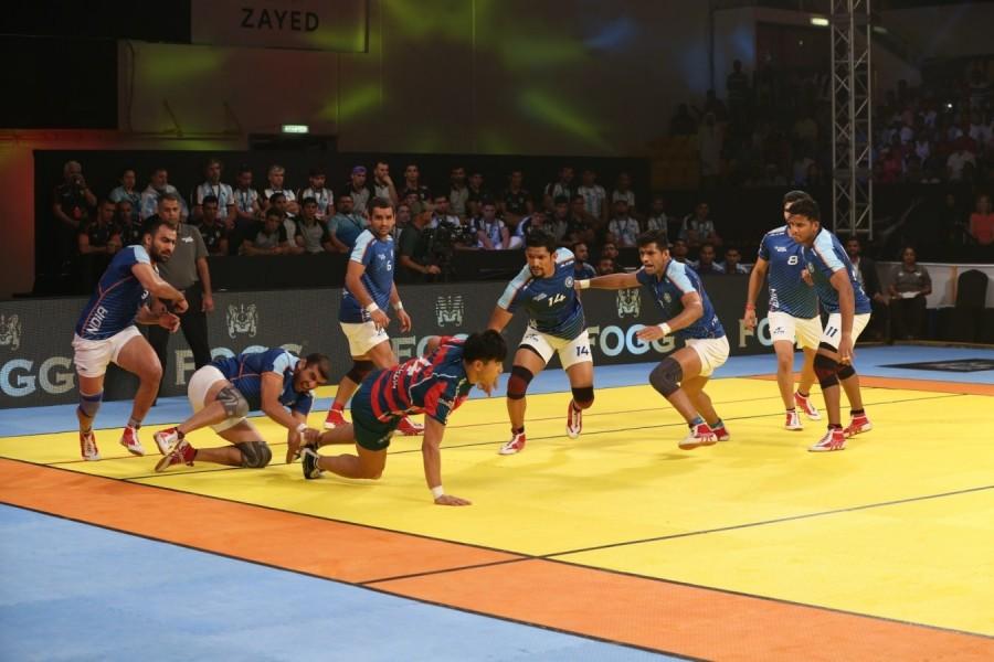 The last five minutes of the first half game saw Goyat and Thakur taking some points to end the first half, taking seven points lead. Never looked back moment came for India in the second half when young defender Girish Maruthi single-handedly grabbed Jang Kun Lee to break the backbone of the South Korea's attack. Thakur then forced his opponents to play with two players and then defenders inflicted an all-out in 24th minute to make scoreboard read 24-11. India thrash South Korea,India beats South Korea,Kabaddi Masters final,India Kabaddi Masters final,Iran outplayed Pakistan,Iran trash Pakistan,Kabaddi Masters final 2018