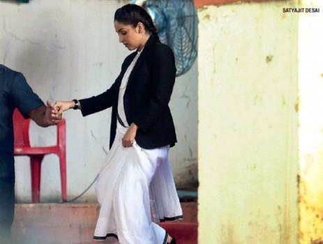 As reported in Mumbai Mirror, the Sarkar 3 actress, who plays a lawyer in the film, was seen donning a white sari with a black cape as she walked to the sets, looking every bit the law maker she will be portraying on screen. A social drama, Batti Gul Meter Chalu is about the escalating electric bills faced by the citizens and is scheduled to release this year. Yami has earlier in June attended the proceedings of a courtroom to prep for her role as a lawyer and is currently shooting in film city in Mumbai. She will wrap up the shoot of the film and then head again to join the shoot for Uri in Serbia.