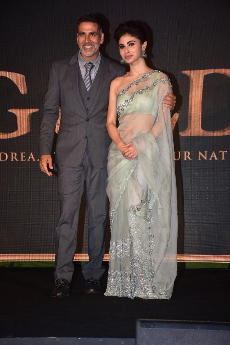 Akshay Kumar and Mouni Roy at Gold music launch. Akshay Kumar,Mouni Roy,Kunal Kapoor,Akshay Kumar and Mouni Roy,Gold music launch,Gold music launch pics,Gold music launch images,Gold music launch stills,Gold music launch pictures,Gold music launch photos