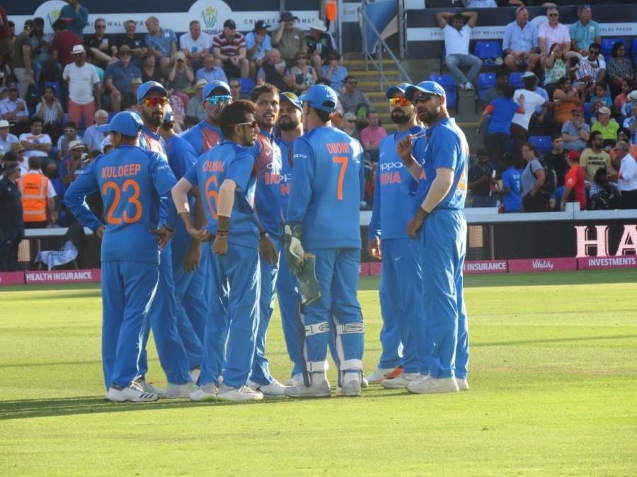 Hales and Bairstow then joined hands and played sensibly. The duo helped england cross 125-run mark in the 17th over. But just when things seemed good in the middle for the hosts, Bhuvnesh Kumar sent back Bairstow in the 17th over itself but it was too late for India as David Willy (3) and Hales completed the proceeding with two balls remaining. For India, Umesh Yadav took two wickets while Bhuvneshwar Kumar, Chahal, Hardik took one wicket each. Earlier, a disciplined England bowling attack restricted India to 148/5. Alex Hales,Ind vs Eng,England beats India,England trash India,2nd T20I,Virat Kohli,MS Dhoni,Sophia Gardens