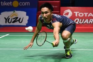 Kento Momota,Kento Momota beats Viktor Axelsen,Viktor Axelsen,Indonesia Open title,Indonesia Open title 2018,Kento Momota wins Indonesia Open title