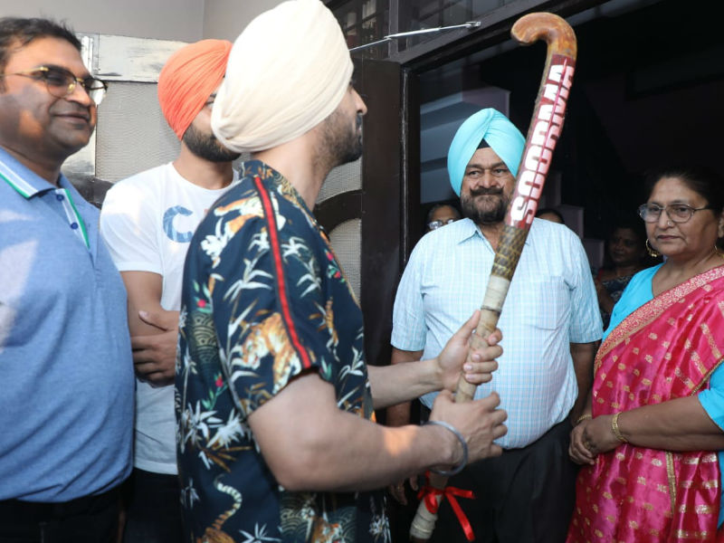 The trailer of the film had garnered immense appreciation from across the audience. It is an inspiring true story of the human spirit, about a player, who made headlines for his miraculous comeback after an unfortunate accident. It is a lesser known fact that, Sandeep Singh has been hailed as one of the world' most dangerous drag-flickers of all time with drag speeds of over 145 km/hr which led to his nickname, ‘Flicker Singh’. Diljit Dosanjh,Sandeep Singh,Diljit Dosanjh sandeep singh,Bhoomi producer sandeep singh,Shahabad,Sandeep Singh hometown,Soorma release,Soorma movie release