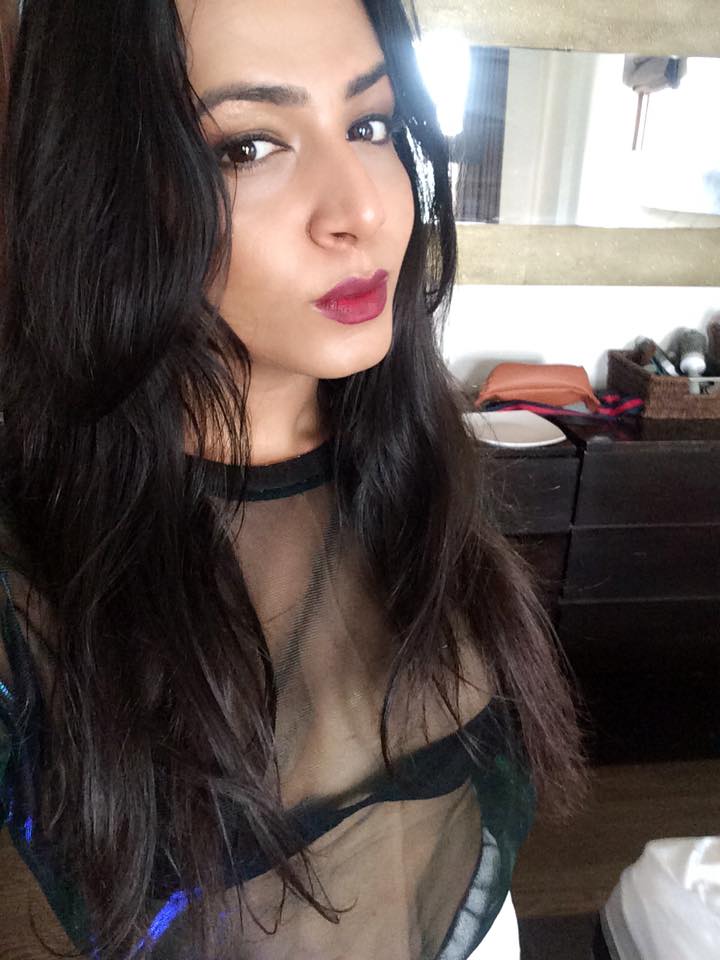 Transgender beauty queen Nitasha Biswas,Transgender beauty Nitasha Biswas,Nitasha Biswas,Nitasha Biswas pics,Nitasha Biswas images,Nitasha Biswas photos,Nitasha Biswas pictures,Nitasha Biswas stills,Dating In The Dark