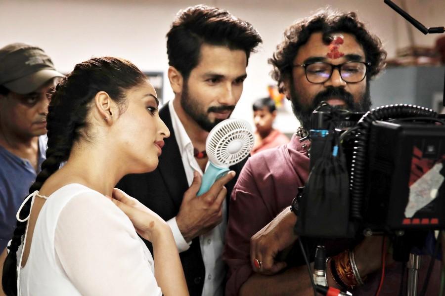 Bollywood actress Yami Gautam who has just wrapped the shooting for Batti Gul Meter Chalu on Wednesday is currently on her way to Serbia for the second schedule of Uri. The actress took to Instagram to post this super candid photo of herself and Shahid checking the monitor along with director, Shree Narayan Singh. We love how seriously they are checking the scene. Must've been a good one for sure!! Yami Gautam,actress Yami Gautam,Batti Gul Meter Chalu,Uri,Batti Gul Meter Chalu wraps up