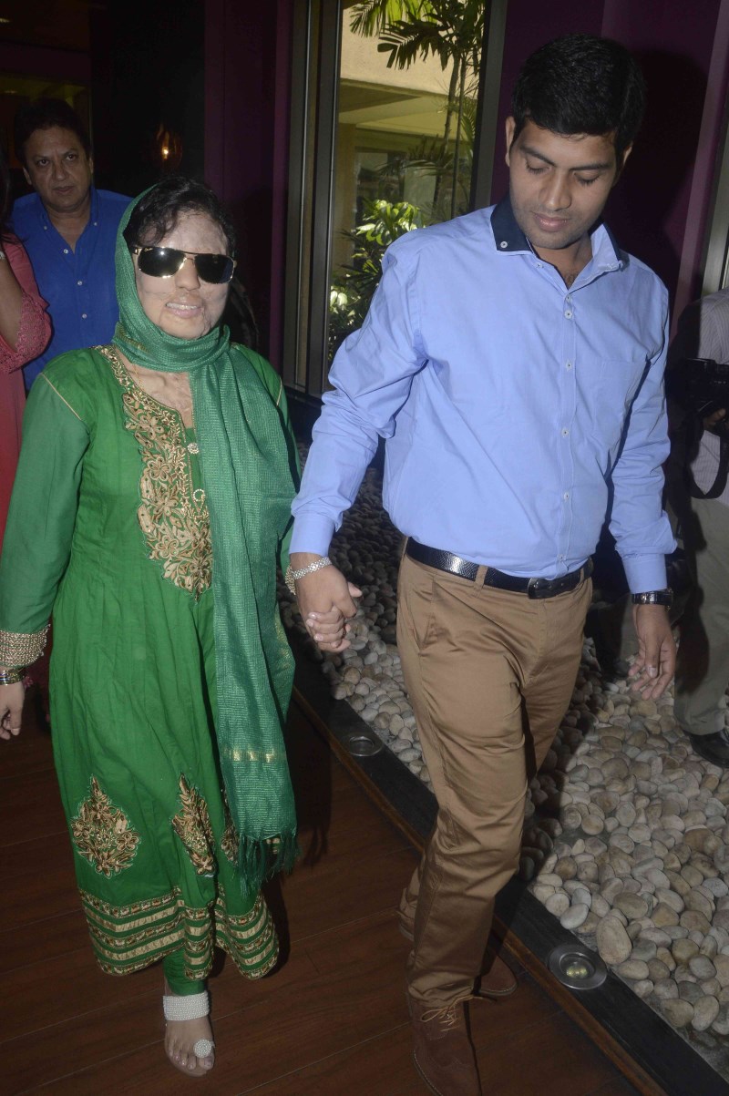 Celebration of Acid Attack Survivor Marriage Celebration of Acid Attack Survivor Marriage,Acid Attack Survivor Marriage,Acid Attack,Sonali Mukherjee & Chittaranjan,Sonali Mukherjee,Chittaranjan
