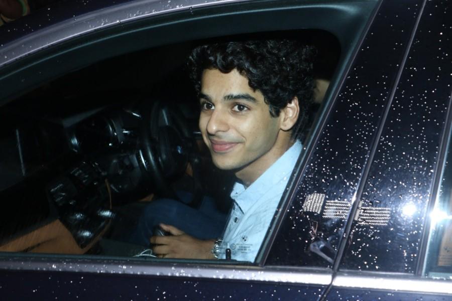 Ishaan Khatter gestures for the cameras on his arrival at Dhadak special screening in Mumbai. Rekha,Madhuri Dixit,Shahid Kapoor,Sonakshi Sinha,Ishaan Khatter and Janhvi Kapoor,Ishaan Khatter,Janhvi Kapoor,Dhadak screening,Dhadak,Dhadak special screening,Dhadak special screening pics,Dhadak special screening images,Dhadak special screening stills