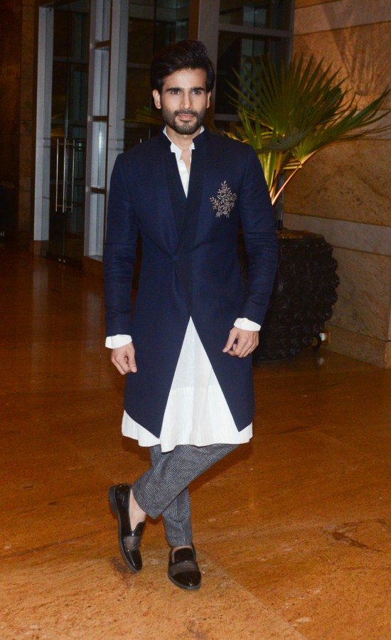 Karan Tacker MS Dhoni,Zaheer Khan,Yuvraj Singh,Nushrat Bharucha,Sophie Choudry,Sagarika Ghatge,Praful Patel's daughter Poorna’s sangeet ceremony,Poorna’s sangeet ceremony,Poorna’s sangeet ceremony pics,Poorna’s sangeet ceremony images,Poorna’s sangeet ceremony st