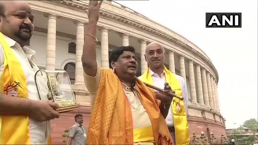 Telugu Desam Party MP Naramalli Sivaprasad dressed up as Annamayya Telugu Desam Party,Naramalli Sivaprasad,MP Naramalli Sivaprasad,Naramalli Sivaprasad as Annamayya,Annamayya,Lord Balaji,BJP,Modi,Narendra Modi