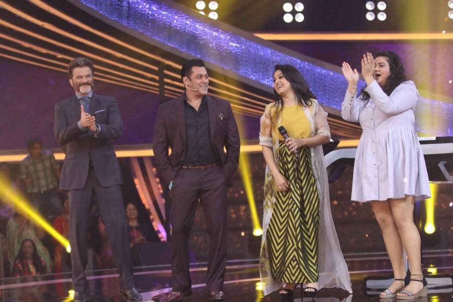 Sunidhi Chauhan special performance with Anil Kapoor Anil Kapoor,Farah Khan Kunder,Shilpa Shetty Kundra,Pihu,Shilpa Shetty,Dus Ka Dum - Dumdaar Weekend,Dus Ka Dum,Dus Ka Dum Weekend,dus ka dum new season