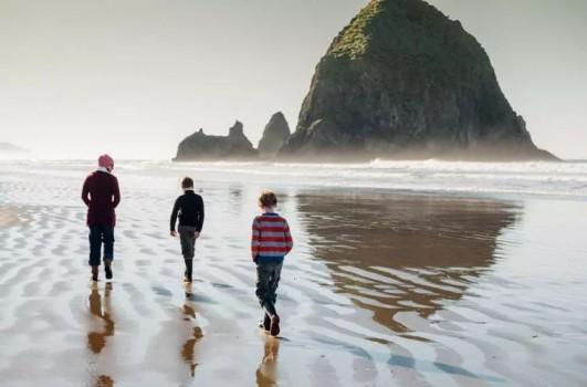 50. Cannon Beach, Oregon, U.S.A.