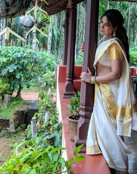 Shakeela biopic first look: Richa Chadha dons a saree Richa Chadha,Richa Chadha as Shakeela,Shakeela,Shakeela Biopic,Indrajit Lankesh,superstar Shakeela