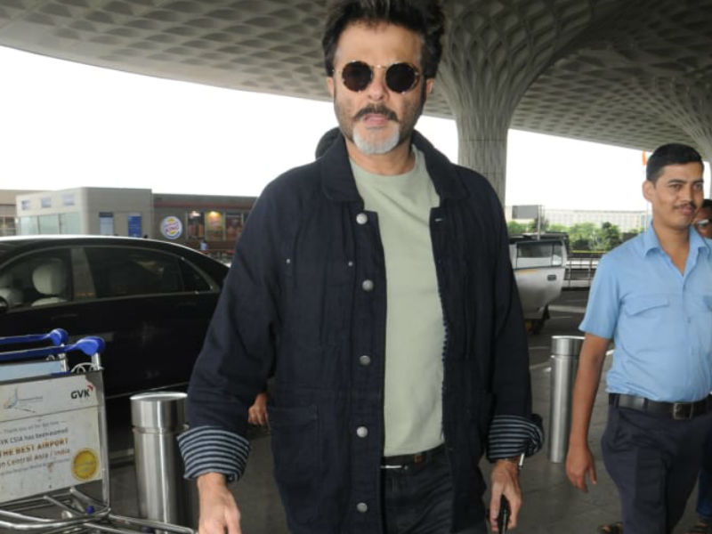 Anil Kapoor spotted at airport Rajkumar Rao,Anil Kapoor,Rajkumar Rao and Anil Kapoor,Fanney Khan promotion,Fanney Khan movie promotion,Fanney Khan promotion pics,Fanney Khan promotion images,Fanney Khan promotion stills,Fanney Khan promotion pictures