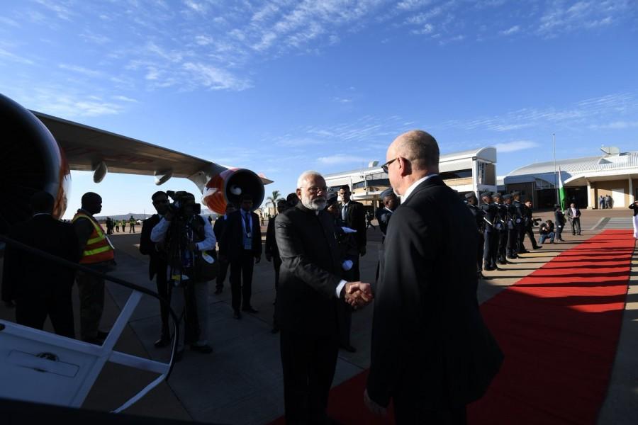 PM Narendra Modi leaves for home after concluding three-nation Africa tour PM Narendra Modi,Narendra Modi,Narendra Modi reached India,three African nations,Prime Minister Narendra Modi
