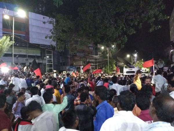 Dmk Chief Karunanidhi Supporters Crowd Outside Kauvery Hospital 