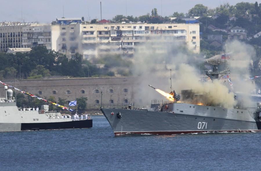 Russian warship fires missiles Vladimir Putin,President Vladimir Putin,Russia Navy day,Russia Navy day celebration,Russia Navy day celebration pics,Russia Navy day celebration images,Russia Navy day celebration stills,Russia Navy day celebration pictures,Russia Navy day celebration pho