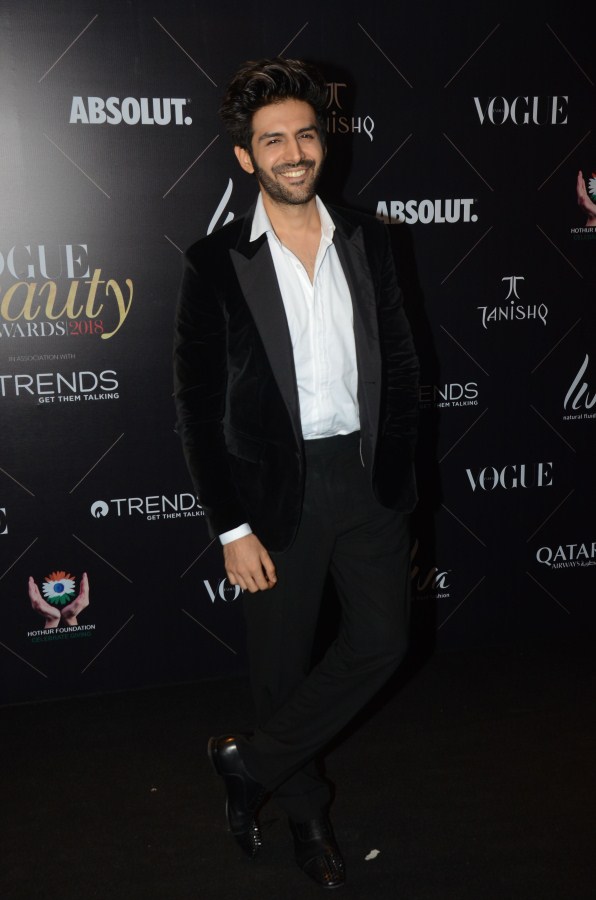 Vogue Beauty Awards 2018: Shah Rukh Khan, Saif Ali Khan, Yami Gautam ...