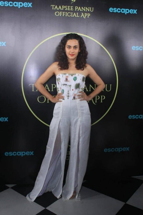 Taapsee Pannu celebrates her birthday by launching her official app