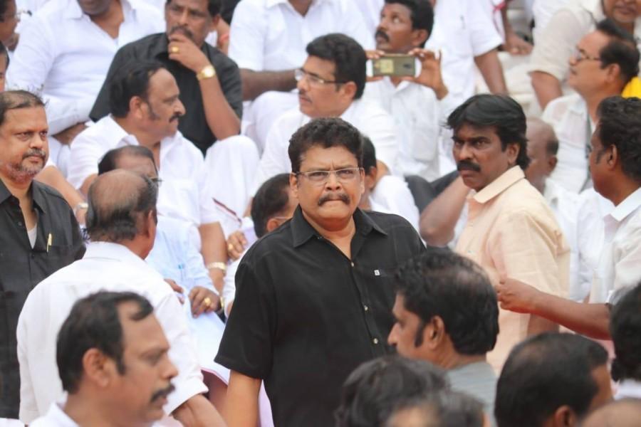 K. S. Ravikumar Karunanidhi funeral,Karunanidhi funeral pics,Karunanidhi funeral images,Karunanidhi funeral stills,Karunanidhi funeral pictures,Karunanidhi funeral photos,Bobby Simha,Parthiepan,Vaiko,Vairamuthu,Kalaignar,kalaignar Karunanidhi