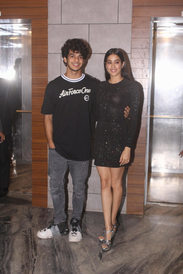 Ishaan and Janhvi at Dhadak success party Ishaan Khatter,Janhvi Kapoor,Karan Johar,Khushi Kapoor,Dhadak,Dhadak success party,Dhadak success party pcis,Dhadak success party images,Dhadak success party stills,Dhadak success party pictures,Dhadak success party photos