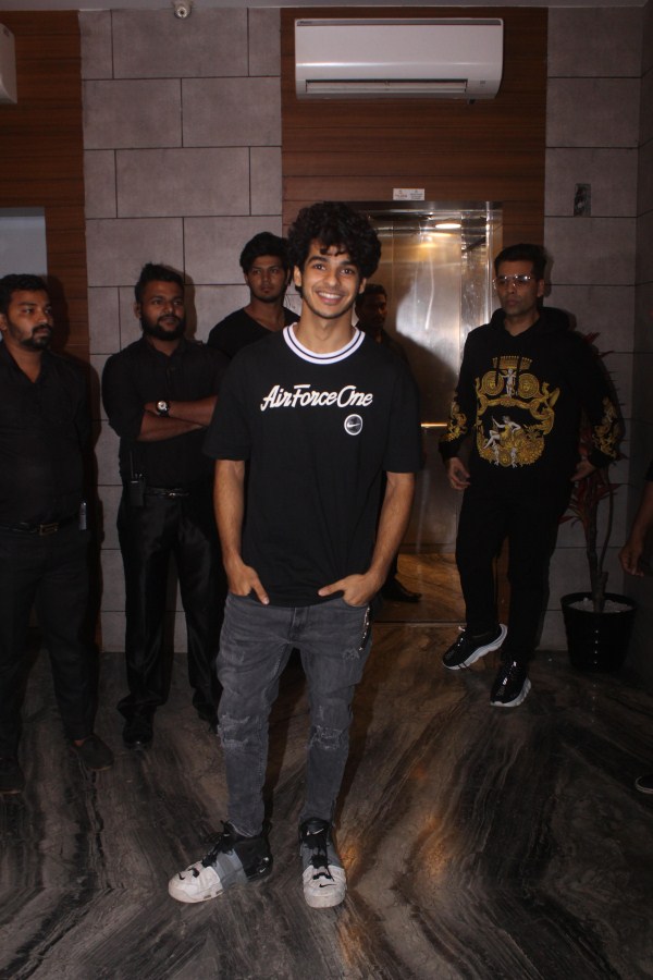 Ishaan Khatter Ishaan Khatter,Janhvi Kapoor,Karan Johar,Khushi Kapoor,Dhadak,Dhadak success party,Dhadak success party pcis,Dhadak success party images,Dhadak success party stills,Dhadak success party pictures,Dhadak success party photos
