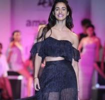 Disha Patani,Disha Patani ramp,Disha Patani fashion,Disha Patani hot pics,Disha Patani hot images,Disha Patani hot stills,Disha Patani hot pictures,Disha Patani hot photos